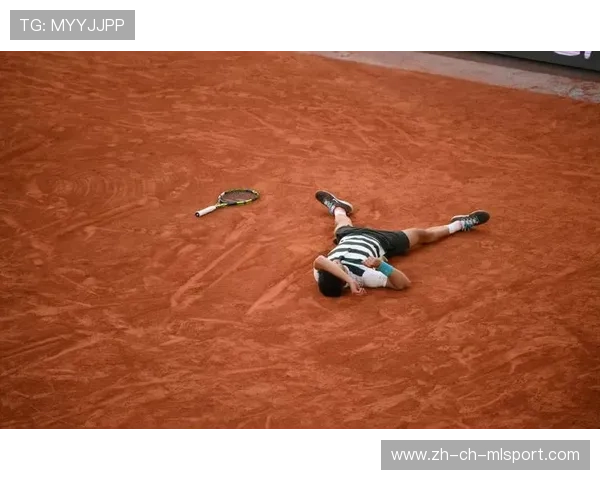 阿卡连续两个网前神球